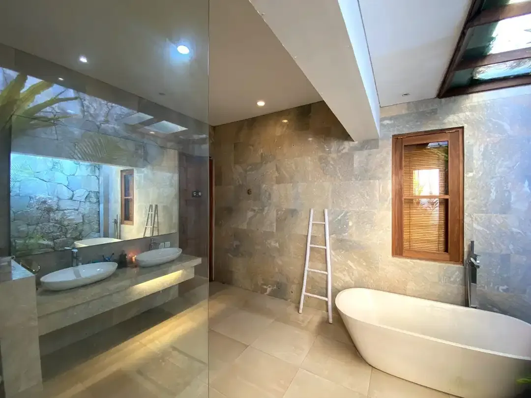 Villa For Sale with Prime Location in Uluwatu - Image 8 of 10
