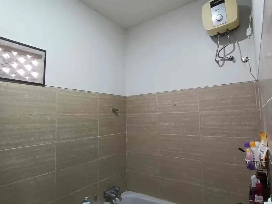 DISEWAKAN 4BR Semi Villa View Sawah & Gunung – Dekat Sanur, - Image 7 of 8
