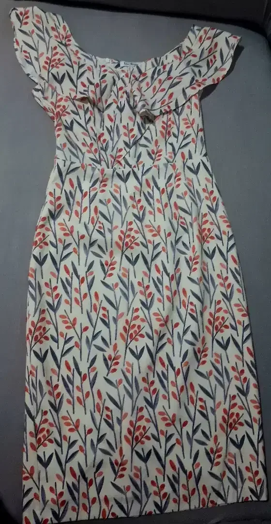 Dress preloved okay - Image 1 of 9