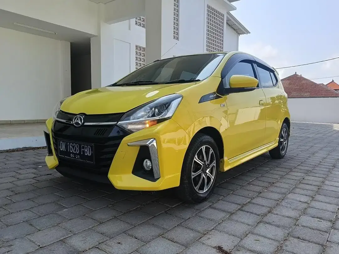 ayla 1.2 R deluxe AT 2022 // DP 4 jt - Image 2 of 7