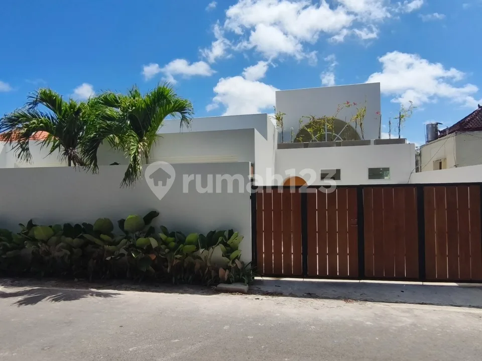 Brand New Villa Toyaning Ungasan 3 BR 255M2 - Image 2 of 4