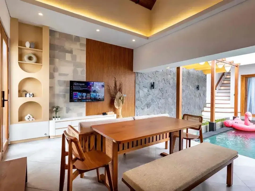 Modern 2 Bedroom Villa Near Canggu - Image 4 of 8