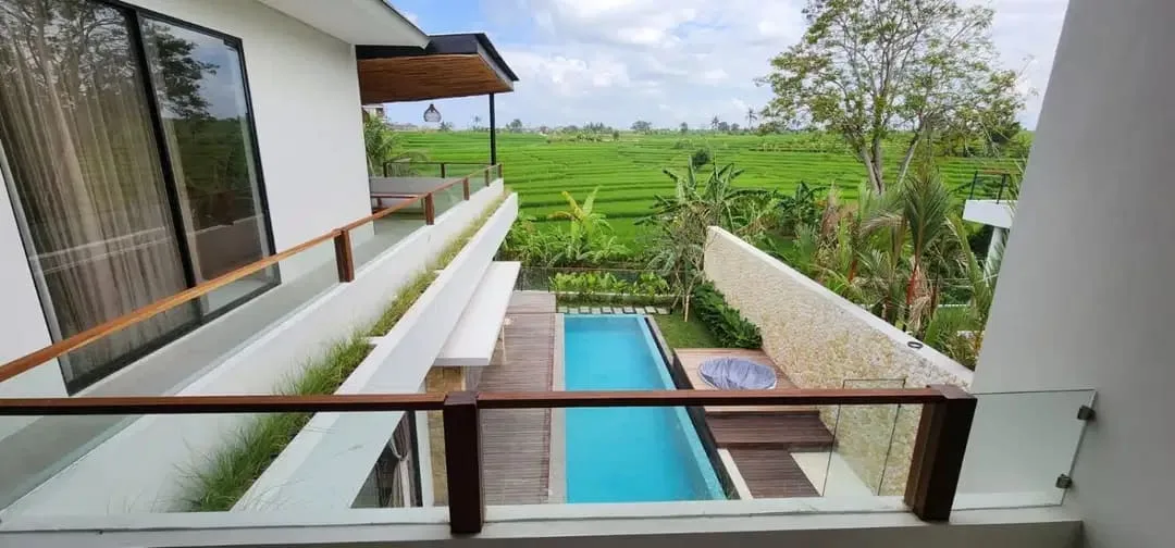 Luxury Villa di Tumbak Bayuh Canggu , Sangat Eksklusif dengan Pemandangan Sawah yang Menakjubkan! - Image 1 of 10