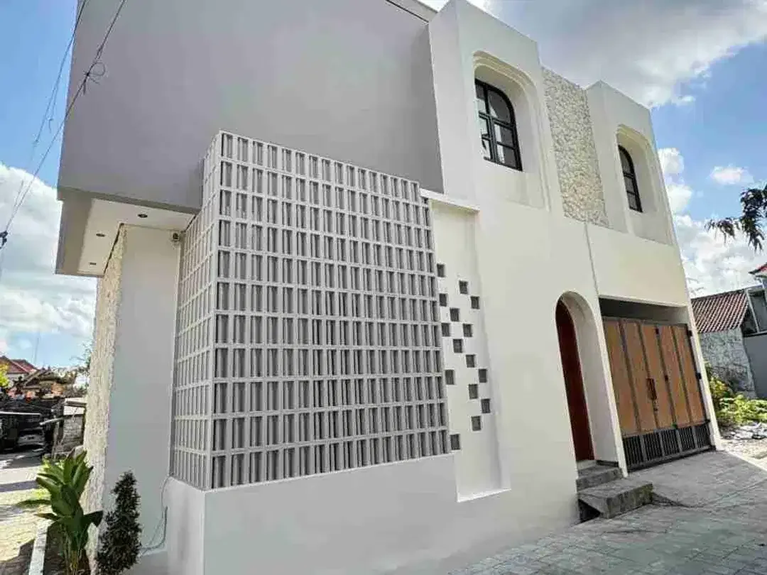 DIJUAL RUMAH 2 LANTAI – SUPER STRATEGIS JANTUNG KOTA DENPASAR (GATSU TENGAH) 5 menit ke Mall Living World. - Image 3 of 10