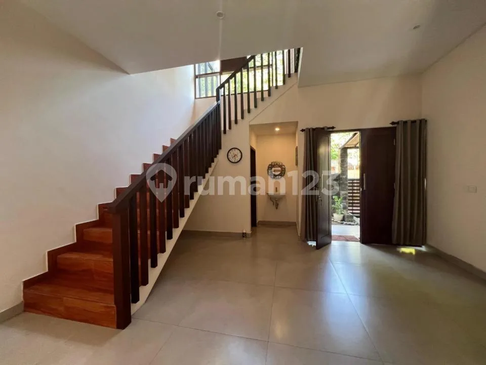 Villa Private Sekarsari Sanur - Lingkungan Tenang & Aman Cctv - Image 4 of 4