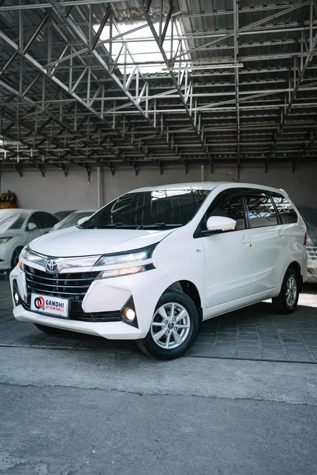 TOYOTA AVANZA G 1.3 AT 2020 MATIC - Image 2 of 10