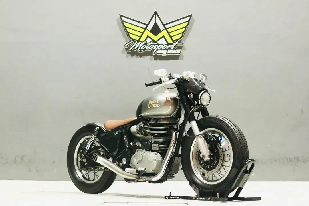 Royal Enfield Bullet Classic 500 custom mulus siap pakai aja - Image 2 of 4