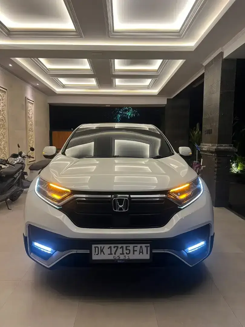 Honda CRV Prestige Turbo 1.5 Sensing 2021 automatic - Image 2 of 10