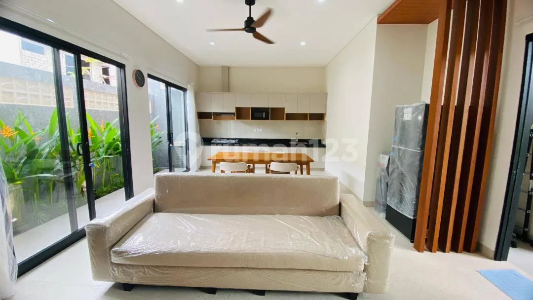Villa Baru Furnished Kolam Renang Strategis Dekat Pantai di Sanur - Image 2 of 4