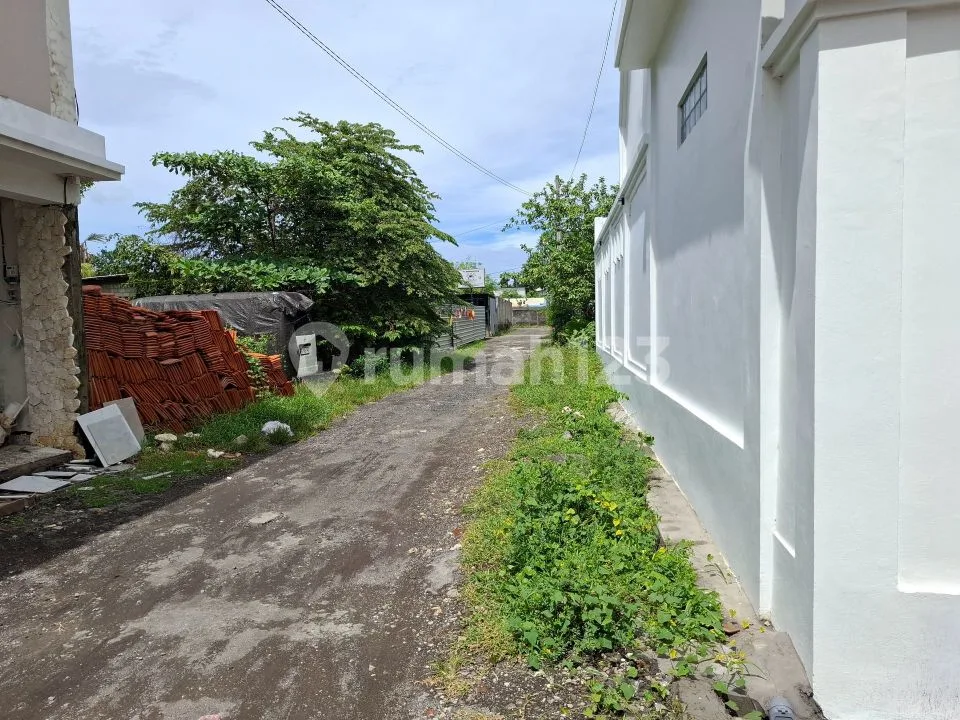 Villa Baru di Area Sanur Cocok Utk Keluarga - Image 2 of 4