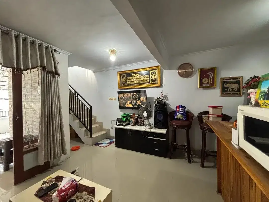 RUMAH 2 LANTAI DI NUANSA BUKIT JIMBARAN - Image 7 of 10