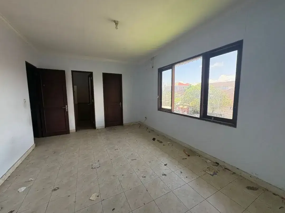 Dijual Rumah + Tanah di Jl. Bung Tomo, Denpasar Utara - Image 4 of 6