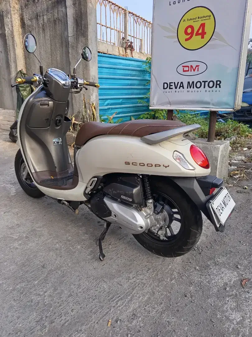 Scoopy 2024 putih prestige Deva motor - Image 3 of 8