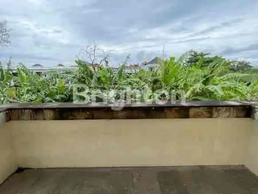 4 BR HOUSE UNFURNISHED IN TUKAD BALIAN ONLY 10 MINUTES TO MERTASARI BEACH SANUR - Image 5 of 8