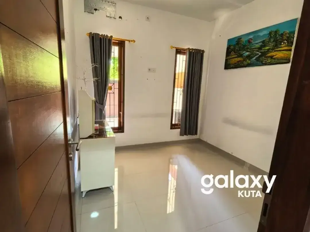 DISEWAKAN RUMAH STRATEGIS DEKAT SANUR DI TUKAD BADUNG RENON DENPASAR - Image 9 of 10