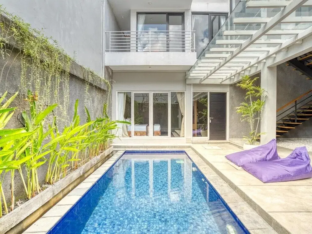 For sale 2 Bedroom Villa Full  Furnish with pool in Nusa Dua Bali. - Image 1 of 10