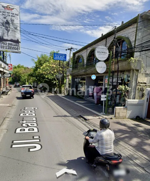 Ruko Lantai 2 di Jalan Raya Batubelig Seminyak - Image 3 of 4