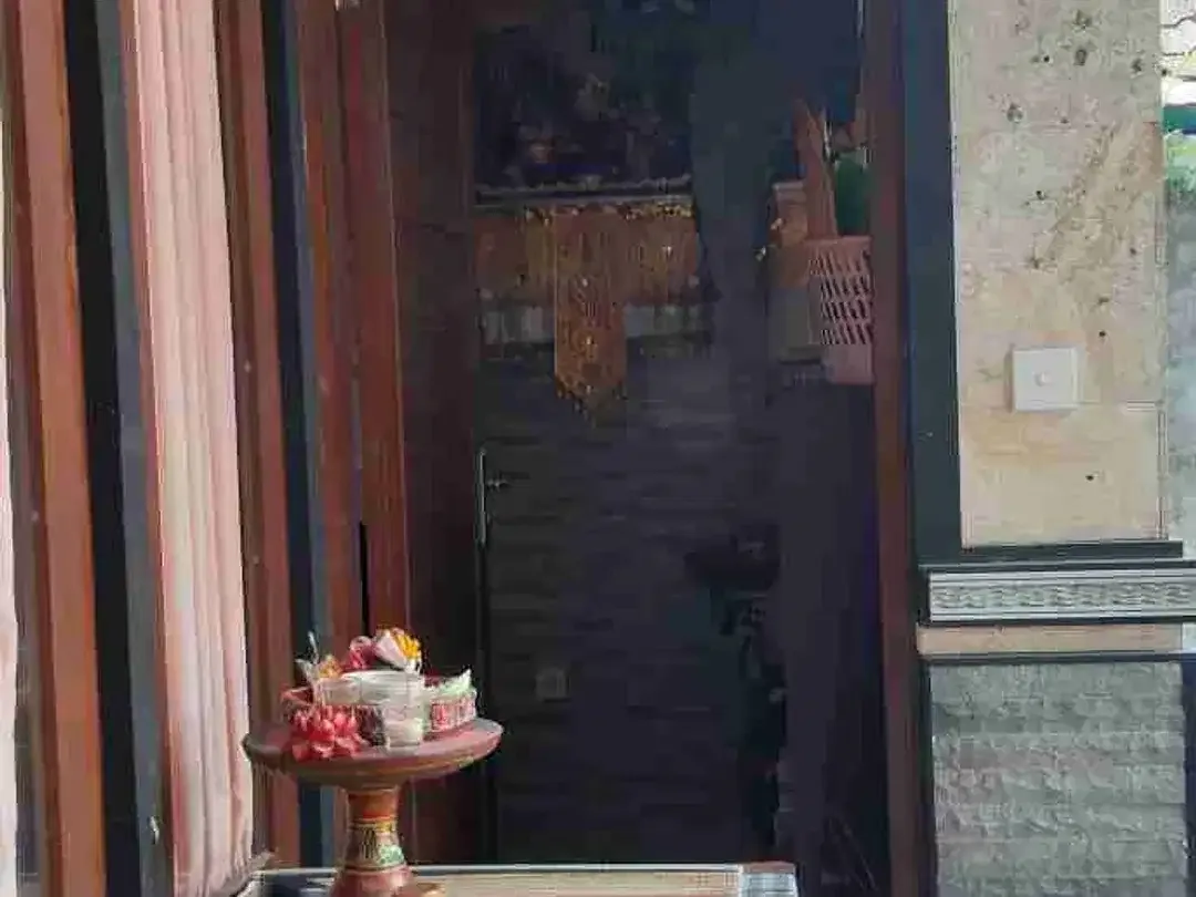 RUMAH SECOND LANTAI I KONDISI BAGUS TERAWAT DIBUDUK BADUNG BALI - Image 7 of 9