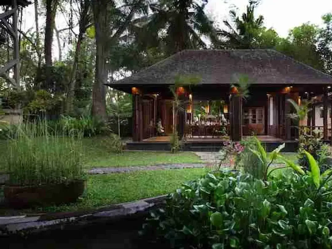 Villa Mewah Ubud dengan Taman Luas dan Akses Privat - Image 5 of 10