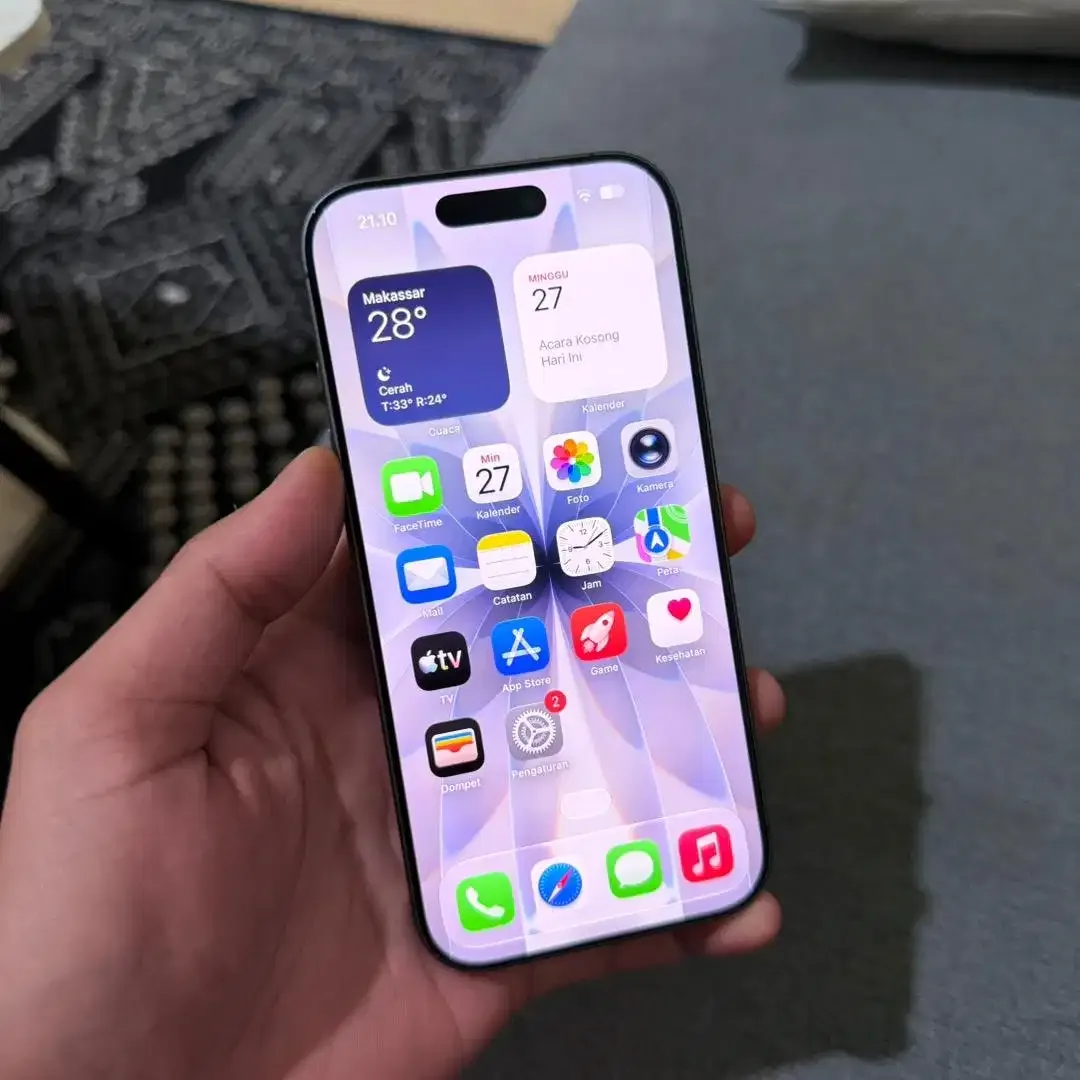 iPhone 17 256GB Bea Cukai Resmi - Image 2 of 6