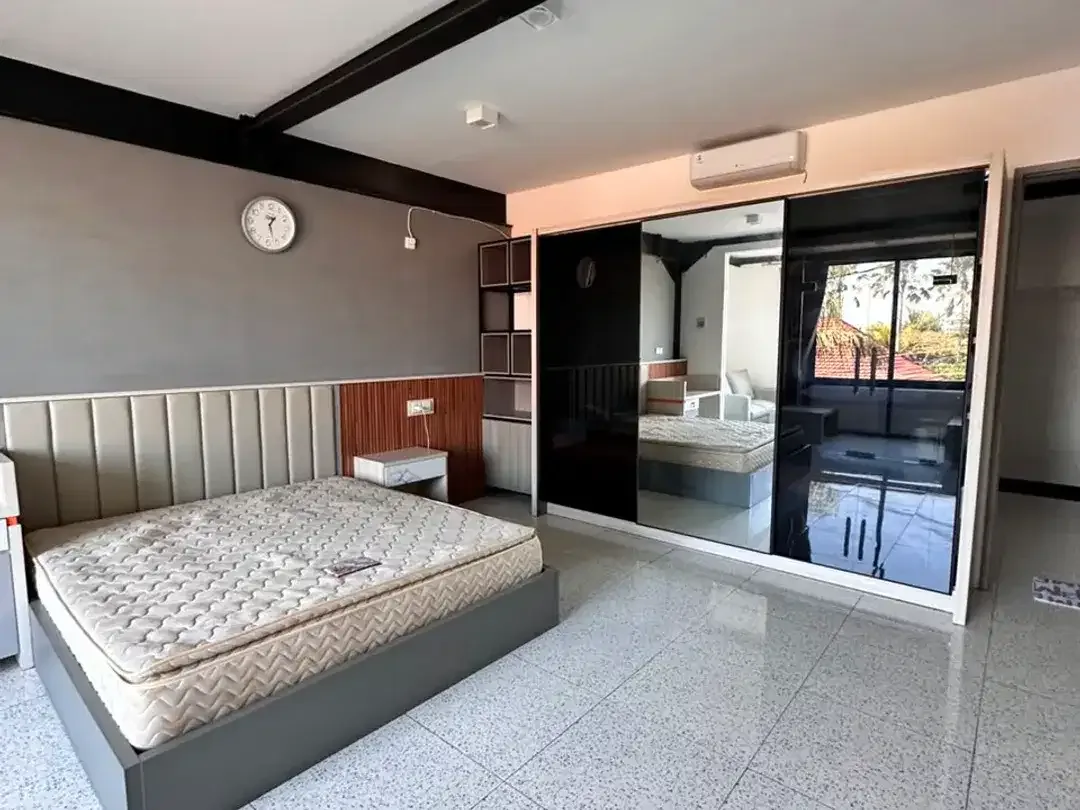 DIJUAL / DISEWA —  TEMPAT TINGGAL & RUKO 3 LANTAI DI ECHO BEACH CANGGU - Image 5 of 8
