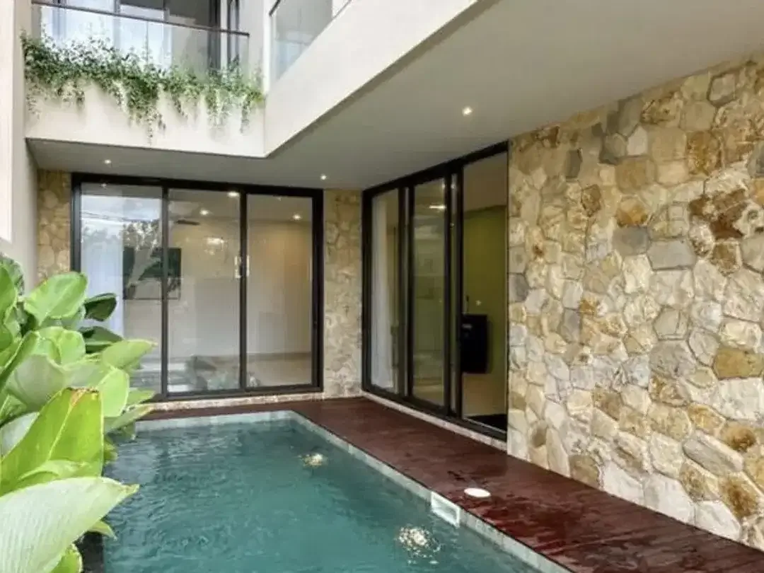 2 BEDROOM MODERN VILLA IN PERERENAN FOR YEARLY RENT - Image 2 of 9