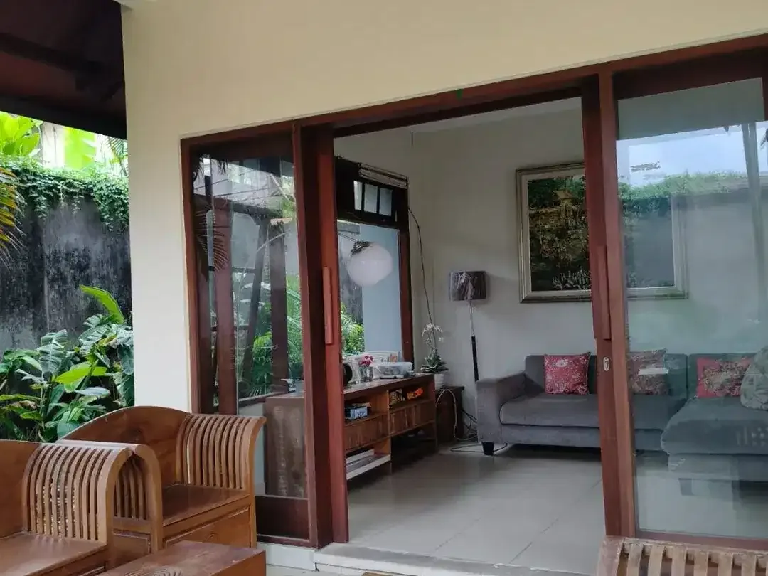 Villa Beach Side Sanur Denpasar Bali - Image 9 of 10