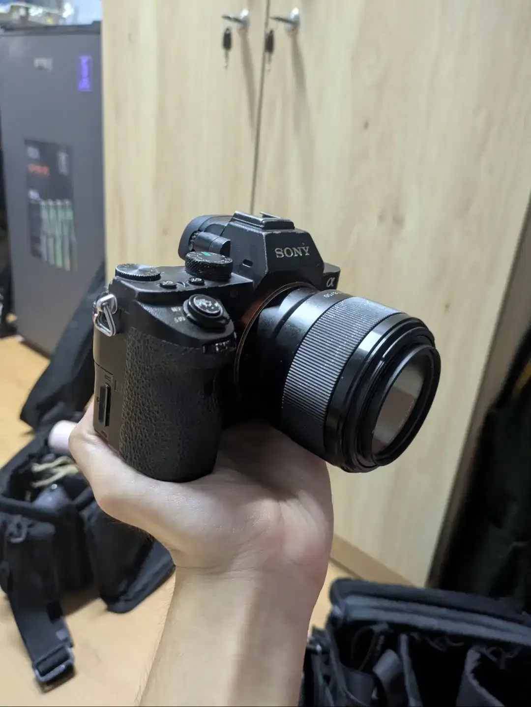 Sony A7 mark II a7m2 a7ii mirrorless dlsr & Lensa FE 50mm f1.8 - Image 3 of 5