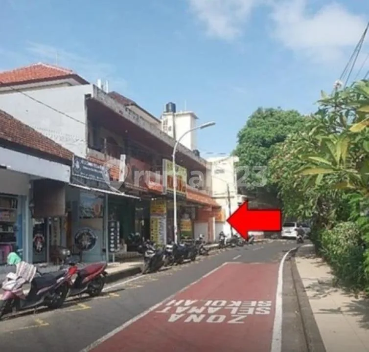 Dijual Ruko 2 Lantai di Legian Area Villa dan Hotel - Image 4 of 4