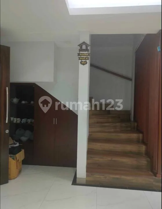 Rumah 2 Lantai Hanya 3 Menit ke Kampus Stikes Denpasar Bali - Image 2 of 4