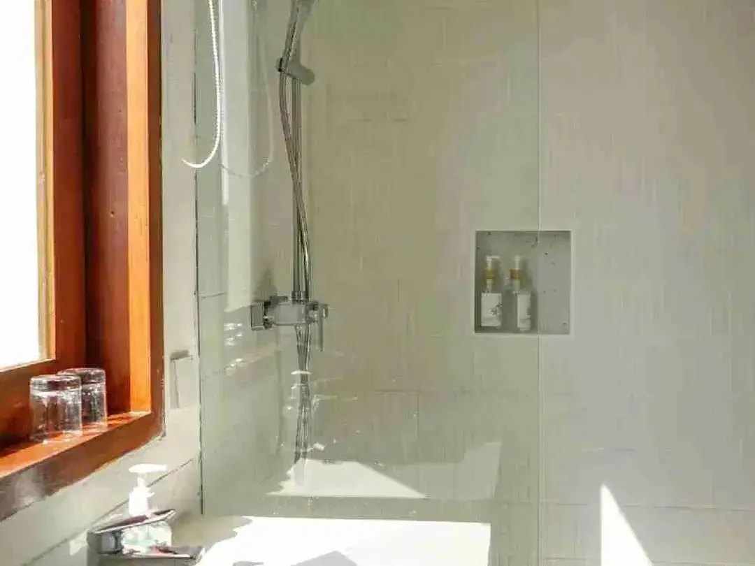 Villa for sale in tourist area, SEMINYAK CENTRAL BALI - Image 5 of 10
