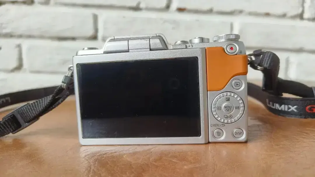 Panasonic Lumix gf8 - Image 5 of 5