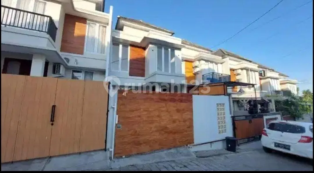 Rumah Minimalis Cocok untuk Keluarga Kecil di Munggu Dekat ke Canggu Seseh Tumbak Bayuh Buduk dan Dalung - Image 1 of 4