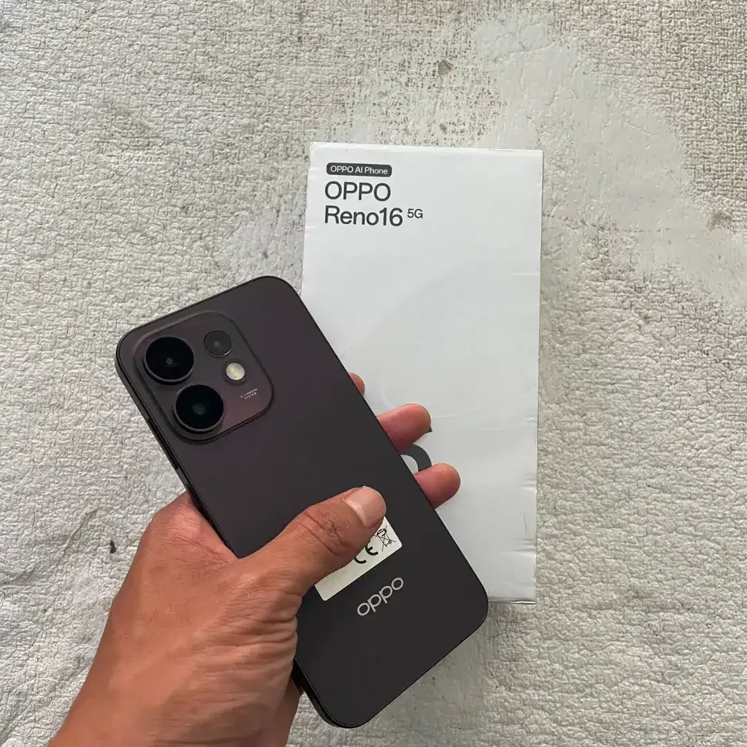 Oppo Reno 16 5G Warna Ultraviolet 8/256GB - Image 4 of 4