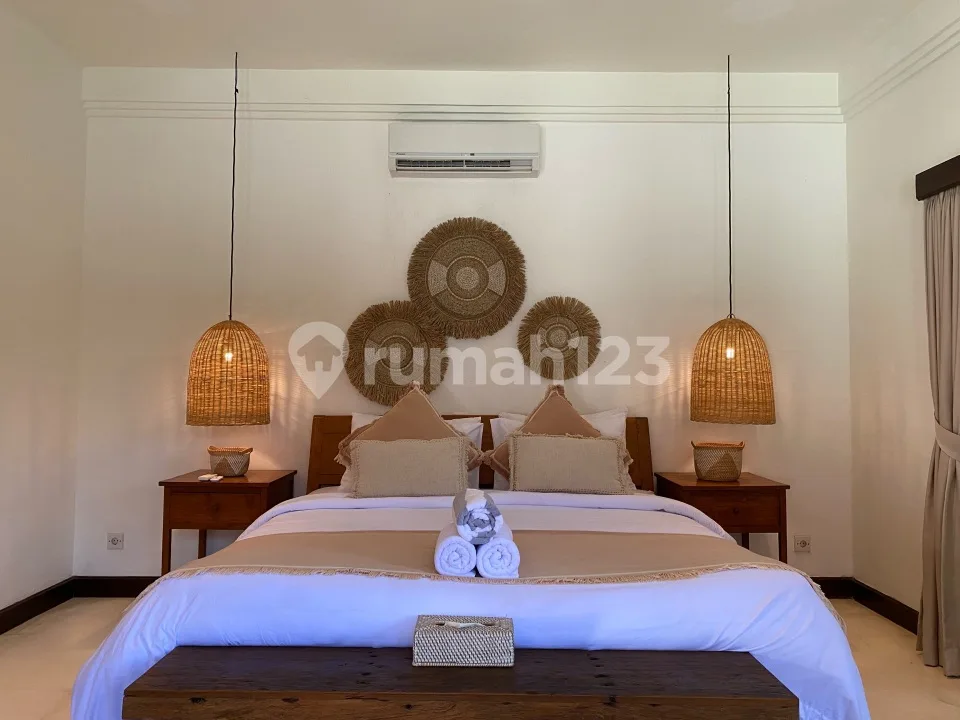 Villa 2 Kamar Sewa Tahunan di Batu Belig Bali Dekat Pantai - Image 4 of 4