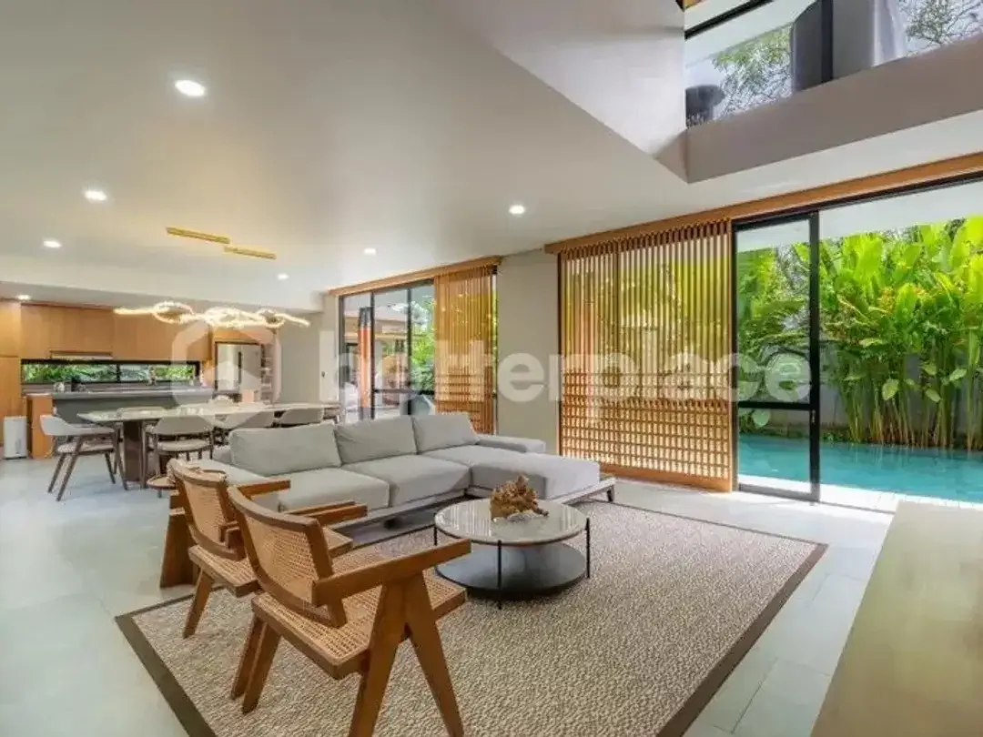 Luxury Modern Villa in Bukit Jimbaran 5 Bedrooms with Expansive Premium Residence - Image 5 of 10
