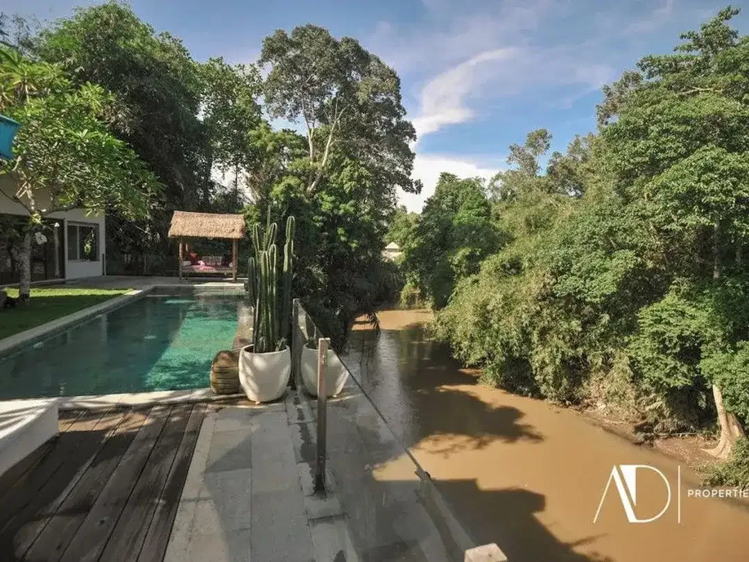 LEASEHOLD | RIVERSIDE 3-BEDROOM VILLA IN CEPAKA, TABANAN - Image 1 of 10