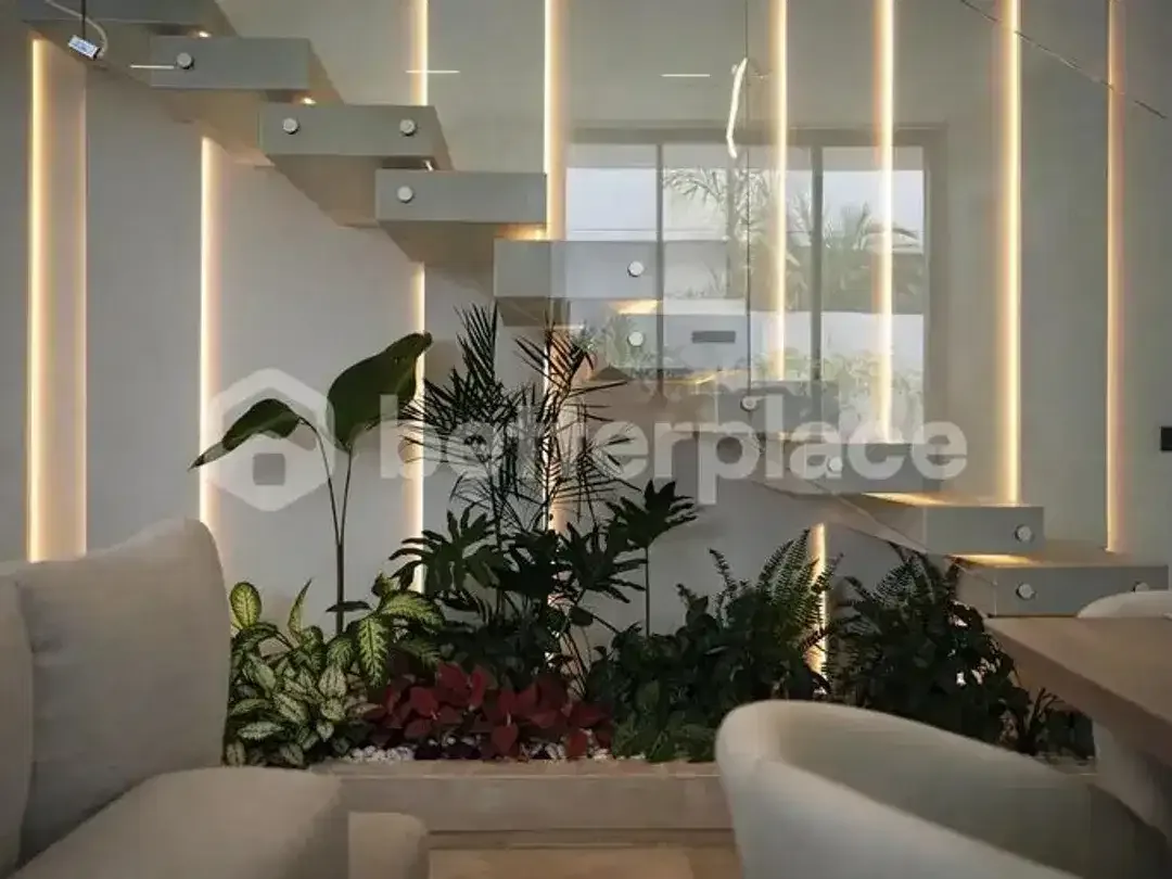 Luxury Leasehold 2-Bed Villa in Exclusive Nusa Dua – Contemporary Tropical Residence with Smart Home Technology and Resort Ambience - Image 9 of 10