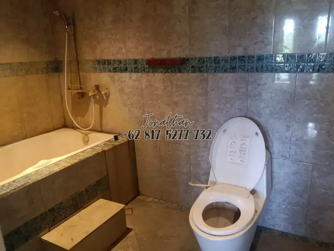 RUMAH FREEHOLD SIAP HUNI DENGAN 4 KAMAR TIDUR DI SEMPIDI - HSAH - Image 8 of 10