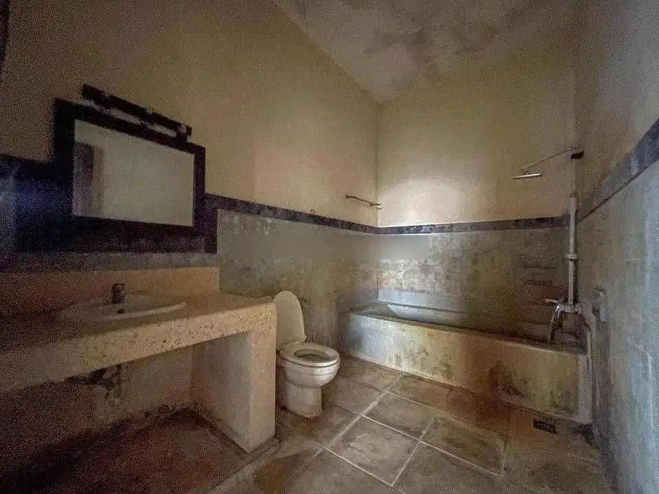 Dijual Cepat Termurah Di Area Renon Rumah 2 Lantai SHM Bali - Image 10 of 10