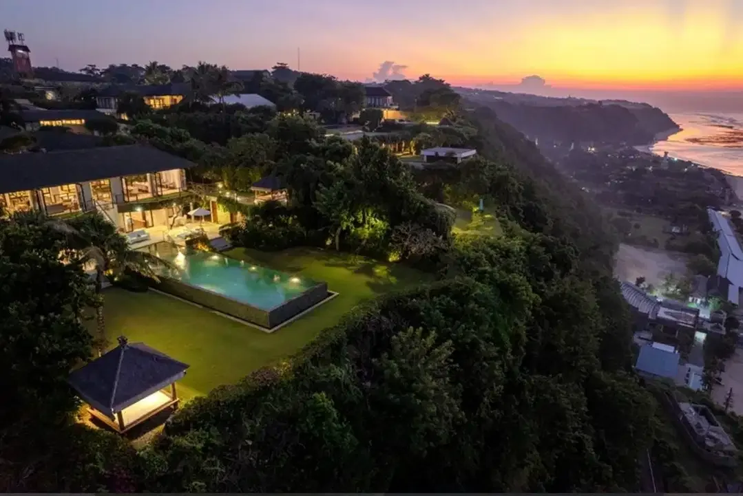 Villa Cliff Front Pandawa Kutuh Badung - Image 1 of 10