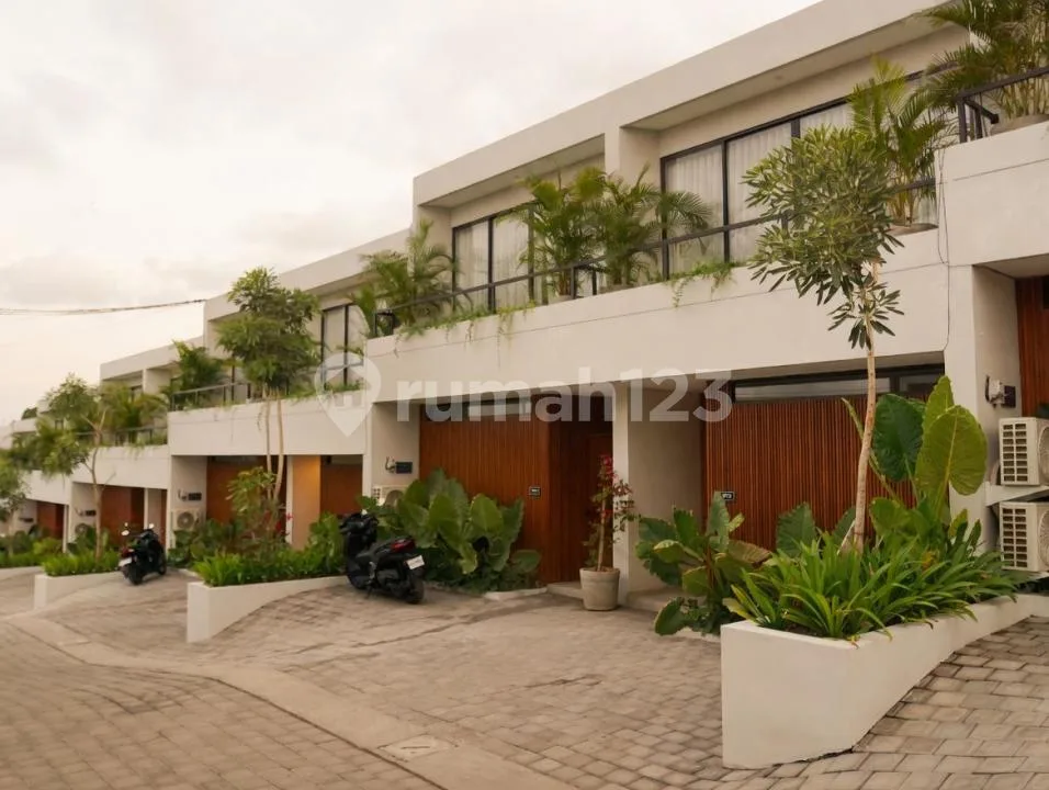Villa 2 Kamar Private Pool View Sawah Canggu - Image 1 of 4