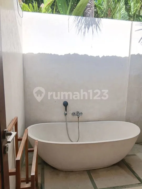Disewakan Villa Murah di Pantai Pererenan. Harga 1,250 Milyar untuk 12 Tahun - Image 4 of 4