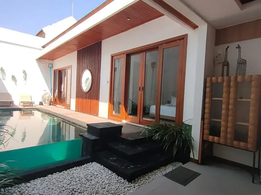 Dijual 1 Unit Villa, lokasi Dharman Villa Estate, Kayutulang, Canggu - Image 1 of 10