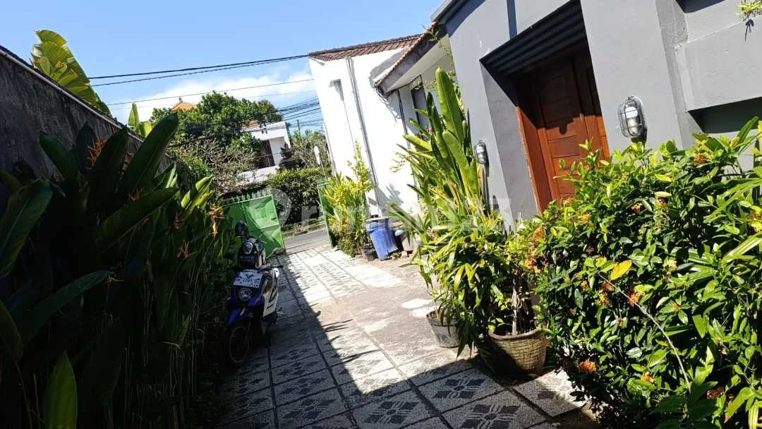 Villa Minimalis 2 Bedroom Siap Huni Sekuta Sanur - Image 1 of 4