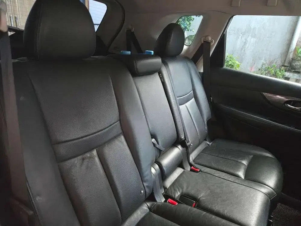 Nissan X-Trail 2015 Bensin - Image 8 of 10