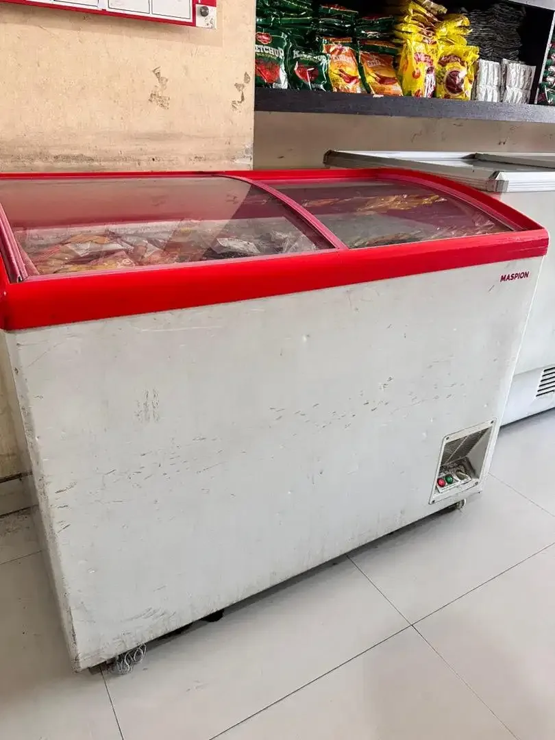 Maspion Freezer 300liter - Image 2 of 4
