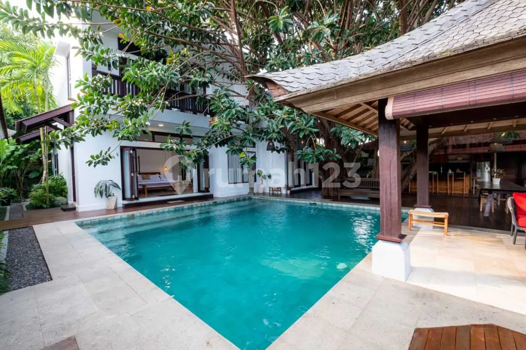 Villa View Taman Luas Dekat Atlas Beach Club & Pantai Berawa - Image 3 of 4