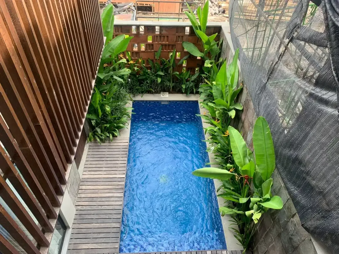 BRAND NEW 3 BR FULL FURNISHED VILLA IN CENTER BATUBOLONG CANGGU - Image 7 of 8
