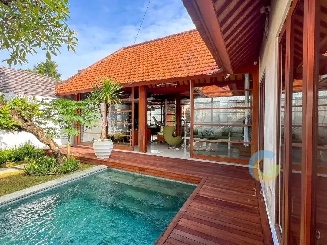 Disewakan 2 Bedroom Villa Di Kerobokan - Image 2 of 7